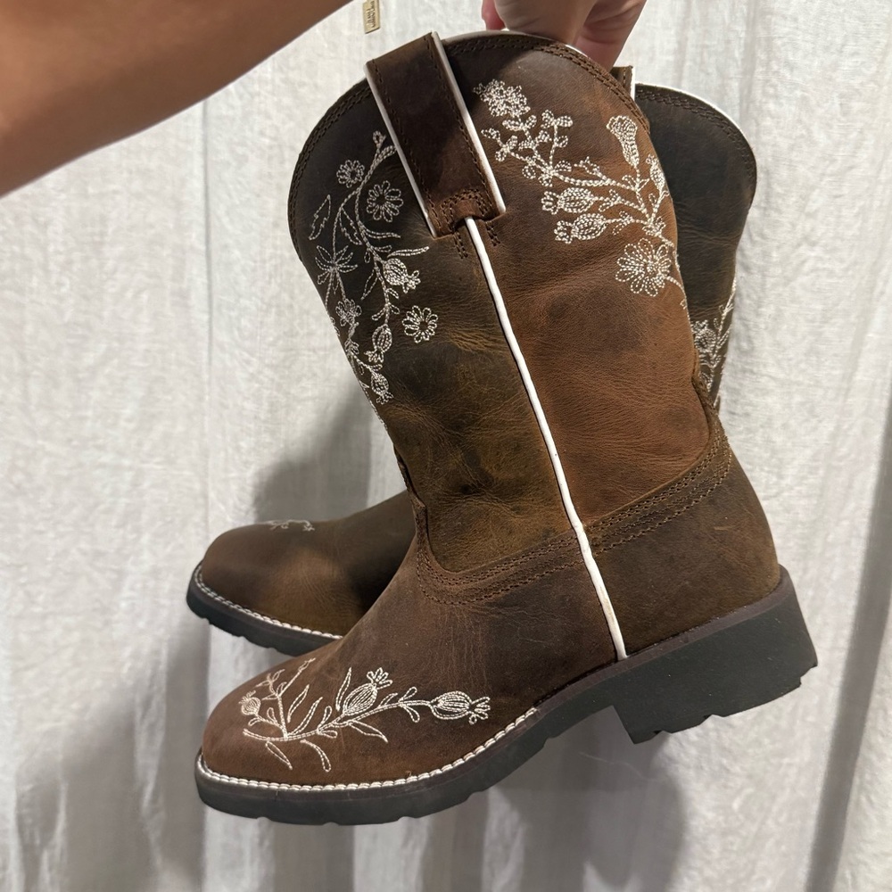 SHYANNE WOMEN'S XERO GRAVITY ILARIA WESTERN PERFORMANCE BOOTS - BROAD SQUARE TOE